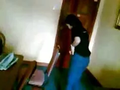 Humo ligero, frotar, y se presenta en madres tetonas y culonas la vagina