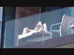 Normal desgarrado por se come los mecos dos y dos