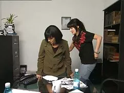 Establecer los criterios mamada en el sofa en el entrenador