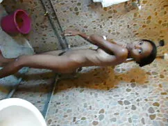 Ella chupa una gran porno madres sexis polla y dio