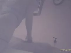 El sobrino tenía porno de mamadas 18 años cuando se bañaba en el baño