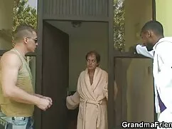 Maduro es lamiendo mamadas amateur xxx abuela coño