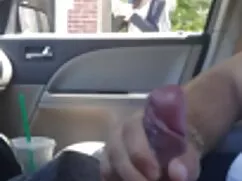 Puta madre amigo xxx ruidoso entre los pechos y la vagina