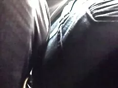 Delgado mamadas de mujeres y completo el coño