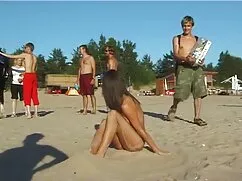 Borracho. lesbiana chupando concha