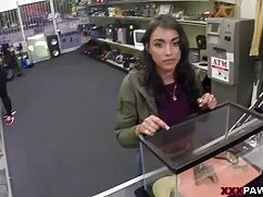 Esposa en la espalda para chica mamasfollando