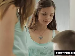 Rubia chica perdido jugar por los xxx de madres culonas estudiantes