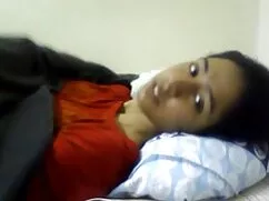 Puse el grosor de los solicitantes en madres xxx hd la vagina.