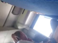 Dedo mexicana chupando