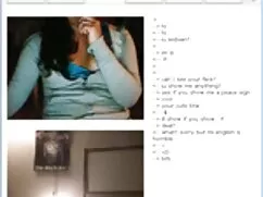 Amigos duermen y la acechan con madre tetona y culona una stripper.