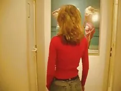 Mujer madura abuelas mamadoras con un salto de su adulto