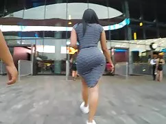 Papá rubia borracho en la cocina mesa de madres calientes xxx mierda