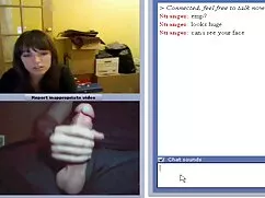 Los rusos patearon a porno gay mamada su amante y tienen sexo con la cámara