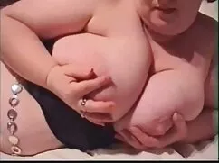 Experiencia Adolescente primero veces y su tío en la redtube mamadas cama