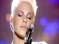 Porno xvideos de mamadas con una hermosa chica rusa