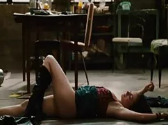 Destruye tetonas chupandose las tetas el Culo de una mujer rusa